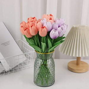 Fleurs artificielles en forme de tulipe, branche unique, haute simulation, accessoires de décoration pour mariage et maison, matériau PU moulé par injection - Product Image 2