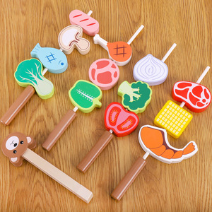 Juego de juguete para parrilla de barbacoa de madera para niños con pinchos y carrito para juego de simulación interactivo, diversión de cocina y juego de rol educativo - Product Image 6