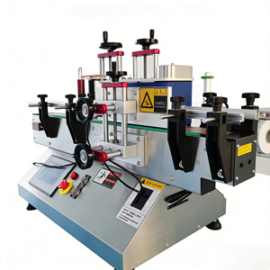 Machine d'étiquetage automatique de bouteilles avec codeur de date et convoyeur pour bouteilles de vin, bouteilles en plastique, bouteilles en verre, boîtes de conserve et bocaux - Product Image 2