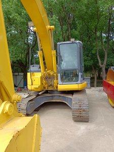 Excavatrice sur chenilles Komatsu PC128us jaune, hydraulique, d'occasion, taille moyenne, faible nombre d'heures de fonctionnement - Product Image 2
