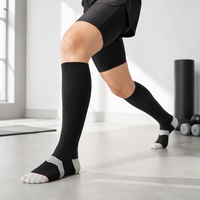 Chaussettes de compression multicolores mi-mollet pour le soutien sportif (volley-ball, basketball, course à pied, entraînement physique)