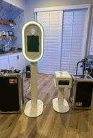 Photomaton pour iPad, surface résistante aux rayures, éclairage LED RGB à distance, ventilateur de refroidissement intégré, photomaton pour location d'événements, directement de l'usine