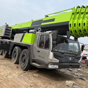 Grue sur camion d'occasion Zoomlion 220 tonnes avec moteur Weichai, boîte de vitesses, pompe, hauteur de levage 88m, excellent état - Product Image 1