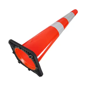 36 "cone do tráfego do PVC da altura, corpo vermelho resistente à água e durável com colares reflexivos brilhantes