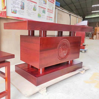 Ensemble de mobilier d'église en bois massif avec pupitre d'autel sculpté et table à vin pour l'espace de culte et les écoles
