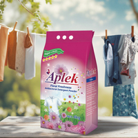 Lessive en poudre pour couleurs, lavage à basse température, bonne odeur, détachant