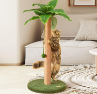 Arbre à chat en bois marron avec feuilles, structure d'escalade et griffoir, modèle Real Tree Tower