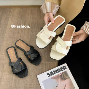 <span class=keywords><strong>Sandali</strong></span> bassi estivi di fascia alta <span class=keywords><strong>da</strong></span> <span class=keywords><strong>donna</strong></span> alla moda nuovi stile fata con suola morbida e scarpe romane <span class=keywords><strong>da</strong></span> <span class=keywords><strong>spiaggia</strong></span> versatili in posizione alta - Product Image 2