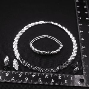 युलली क्लासिक फैशन राउंड गहने और भारतीय पोकी दुल्हन थोक के लिए शानदार गहने सेट श्रृंखला - Product Image 2