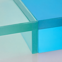 Plaque de polycarbonate solide transparente de 2 mm, 4 mm, 6 mm, 10 mm, fabriquée en usine OEM, avec revêtement anti-UV, pour puits de lumière, façade de villa et bâtiment