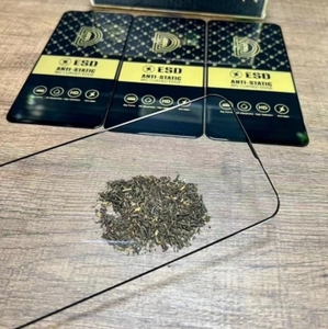 2024 Venta caliente Hi-<span class=keywords><strong>Q</strong></span> Escape instantáneo Protector de pantalla antiestático para <span class=keywords><strong>iPhone</strong></span> 16 Pro Max ESD Glass <span class=keywords><strong>iPhone</strong></span> 15 Pro Max Big Arc Glass - Product Image 3