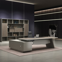 Bureau de direction élégant en forme de L, finition bois, bureau de direction avec armoire de rangement latérale, bureau de patron pour bureau d'entreprise