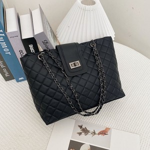 2024 nouveau style sac grande capacité femmes chaîne bandoulière sac à bandoulière sac extra large - Product Image 3