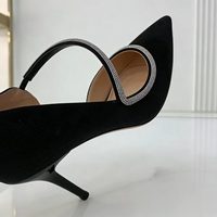 Slingback con tacco a spillo Vibram, in raso, altezza tacco 9 cm, punta in PU, con cinturini decorati con strass, scarpe da donna di tendenza.