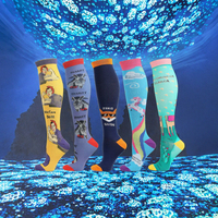 Whale Fun Compression Crew Chaussettes pour femmes hommes Soutien longue durée pour voyage Pêche Vol Circulation Bas de compression