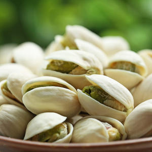 High Quality <b>Pistachio</b> <b>Nuts</b> With Crunchy Bite Fresh Natural Flavor Suitable For Snacks Desserts And Export Packaging - Product Image 4