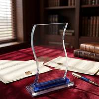 Trophée Sportif en Cristal en Gros – Récompense de Champion Personnalisée avec Impression UV et Technique de Gravure Sablée