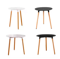 Ensemble de chaises de table tulipes blanches durables, modernes et simples, style balcon, meubles en bois pour la maison, le café, les repas et les réunions.