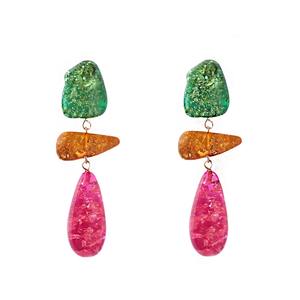Boucles d'oreilles de mode d'épissage géométrique irrégulier en résine colorée rétro exagérée - Product Image 1
