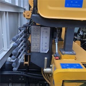 Truk Kargo 4X2 Euro <span class=keywords><strong>3</strong></span> Tenaga Kuda 190 dengan <span class=keywords><strong>Crane</strong></span> <span class=keywords><strong>Tadano</strong></span> 7 <span class=keywords><strong>Ton</strong></span> - Product Image 6