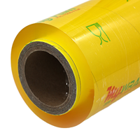 Rollo Jumbo de Film Adherente Elástico de PVC Grado Alimenticio 11mic 500m a Prueba de Humedad y Suave para Envolver Chocolate y Alimentos para Mascotas
