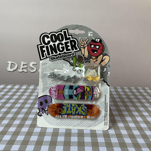 Populaire enfants jeu <span class=keywords><strong>Mini</strong></span> plastique mixte accessoires main Sport nouveau Fidget jouet ensemble impression personnalisée planches à roulettes doigt avec outils - Product Image 2