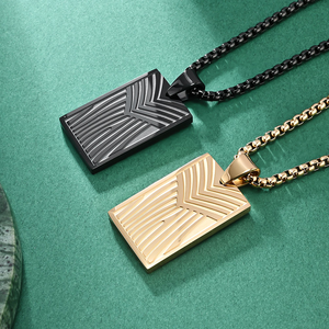 Colar Masculino de Aço Titânio com Pingente Quadrado e Corrente Cordão, Estilo Clássico Europeu Minimalista, com Relevo, Moda Cristã - Product Image 4
