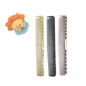 Chine Fournisseurs De Salon de <span class=keywords><strong>Coiffeur</strong></span> Espace Aluminium Peigne À Cheveux en Métal Coupe Coiffure <span class=keywords><strong>Peignes</strong></span> - Product Image 3