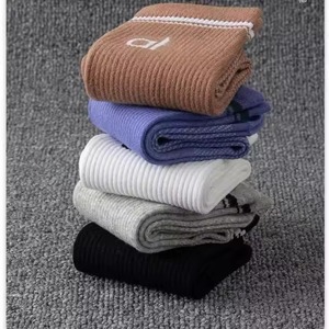 Chaussettes de sport de <span class=keywords><strong>luxe</strong></span> AL Yoga, absorbantes et respirantes, mi-hautes et hautes, <span class=keywords><strong>pour</strong></span> hommes et femmes, de marque de <span class=keywords><strong>luxe</strong></span>, colorées - Product Image 6