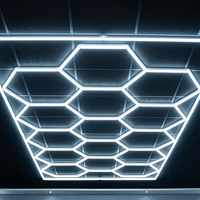 Lumière linéaire LED hexagonale blanche et noire pour la maison, le bureau, le restaurant, la salle de sport, le stade, le garage, le lavage de voitures, éclairage hexagonal de travail