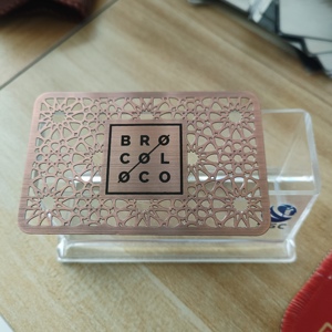 Boîte magnétique de carte NFC avec logo personnalisé OEM Emballage de cartes de visite <span class=keywords><strong>d</strong></span>'orge avec impression UV Offre spéciale Artisanat en métal - Product Image 5