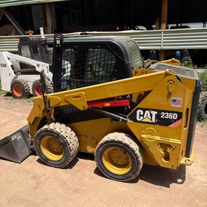 รถตักล้อยาง Caterpillar 236D มือสอง เครื่องจักรก่อสร้างขนาดเล็ก เหมาะสำหรับงานจัดสวน ฟาร์ม และพื้นที่แคบ - Product Image 2
