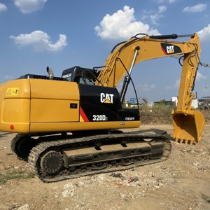Excavatrices d'occasion Cat320d2 de marque japonaise, excavatrice CAT 320d d'occasion, machines d'ingénierie et de construction d'occasion, CAT320, excavatrice d'occasion à vendre - Product Image 3