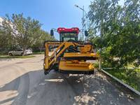 Tondeuse à flèche hydraulique ROADWAY RWDC22 pour terrains en pente avec système d'évitement d'obstacles