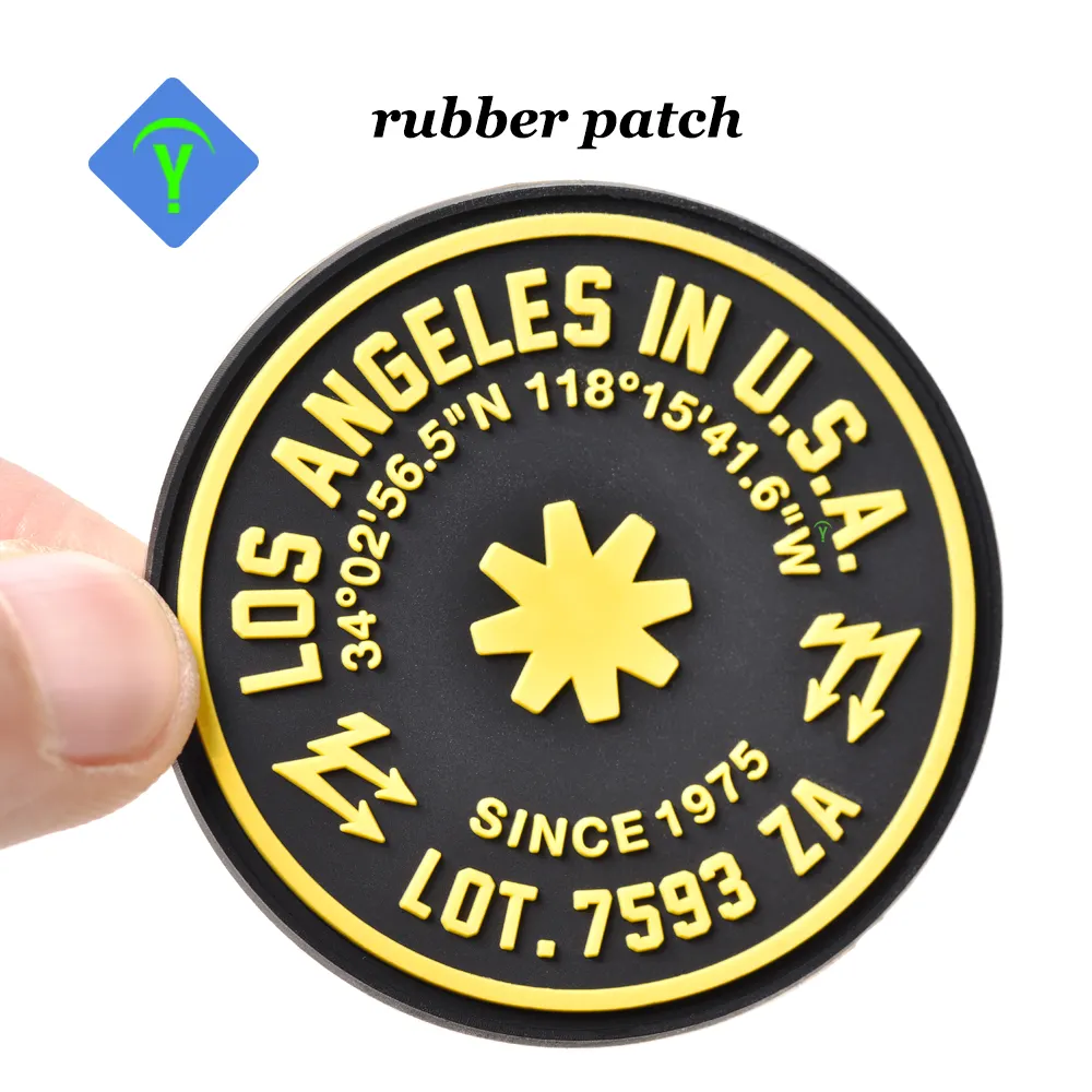 Stiker silikon cetak logo PVC kustom untuk baju kemasan