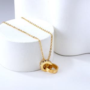 สร้อยคอแฟชั่นสุดฮิต ดีไซน์หรูหรา สแตนเลสชุบทอง 18K คุณภาพสูง ประดับจี้หินธรรมชาติ สำหรับผู้หญิง - Product Image 3