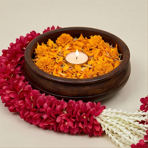 Artificial Red Flower Garland with <b>White</b> Tassel Decorative <b>Hanging</b> Mala for Wedding Festival Temple Decoration - Product Image 2