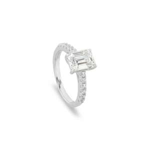 Elegante Anillo de Moissanita con Corte Esmeralda, Plata 925, Anillo de Compromiso Único, Diseño Brillante para Mujer, Regalo de Joyería - Product Image 4