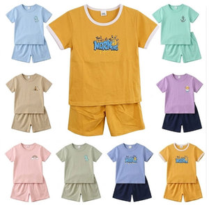 Conjuntos de Verano para Niñas de 3 a 6 Años, Transpirables, con Cuello Redondo, Tops Gráficos Surtidos sin Mangas y Pantalones Cortos, Lotes Mixtos para Armario - Product Image 2