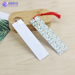 पर्सनैलिटी ब्लैंक हीट ट्रांसफर एल्युमीनियम बुकमार्क्स होल और रंगीन लटकन के साथ थोक DIY सब्लिमेशन बुकमार्क्स