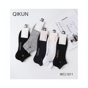 Calzini da barca bianchi ultrasottili da uomo a righe alte alla caviglia Design traspirante antiscivolo in bambù Spandex uno sport quotidiano - Product Image 1