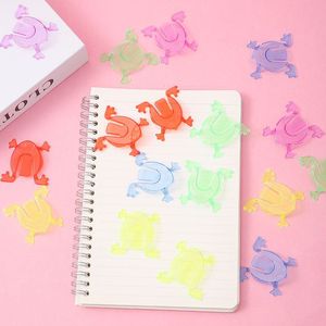 Mini rana saltarina de plástico, juguete saltarín para niños de 2 a 4 años, color transparente unisex - Product Image 2