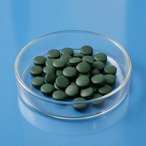 Comprimés de <span class=keywords><strong>Spiruline</strong></span> Prix de Gros Complément Alimentaire Protéines Végétales Vitamines Prébiotiques Poudre de Légumes Verts Pilules OEM ODM Marque Privée - Product Image 3