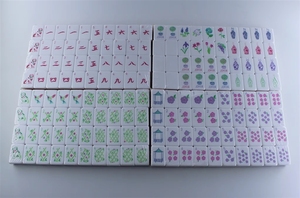 Set Mahjong Americano Professionale a 4 Strati da 32mm (1-1/4 pollici) con 160 Tessere, in Acrilico Pesante, Edizione Prato di Girasoli Autunnale, Colore Lavanda - Product Image 4