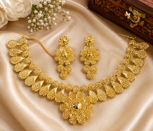 High Quality Trendy Golden Flower Design Wedding <b>Necklace</b> and Earring <b>Set</b> with Copper Alloy Jewelry <b>Indian</b> Bezel Setting - Product Image 2