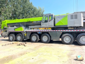 Grúa de Servicio Pesado ZOOMLION ZTC1800 de 180 Toneladas, Grúa para Camiones de Construcción de Plantas Petroquímicas - Product Image 4