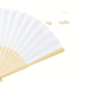 พัดไม้ไผ่พับได้แบบพกพา สไตล์แกะสลัก สำหรับตกแต่งงานแต่งงาน งานปาร์ตี้ฤดูร้อน และงานเต้นรำธีมความรัก - Product Image 4