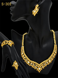 Dubai kalung untuk wanita Set Afrika pengantin perhiasan pernikahan Set wanita Saudi kalung gelang anting cincin 4pcs Set - Product Image 6