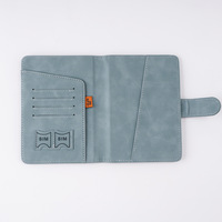 Porte-passeport multifonctionnel portable RFID, vente en gros, portefeuille de voyage personnalisé, porte-passeport en cuir PU multicolore