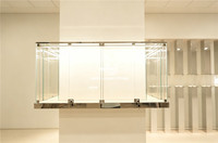 Vitrine de présentation de bijoux sur mesure verrouillable avec éclairage LED, présentoir de boutique de détail, pilier d'affichage OEM ODM pour vitrine
